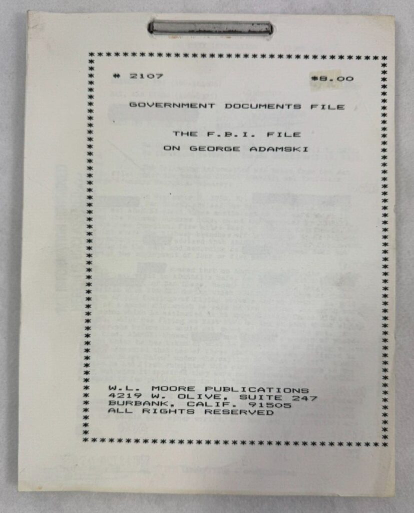 A declassified FBI document page titled 65_HS1-834228961 details a 1947 UFO sighting by a commercial airline pilot.