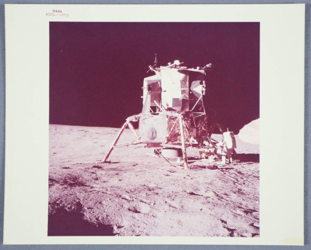 Nasa Apollo 12 Lunar Surface Uap