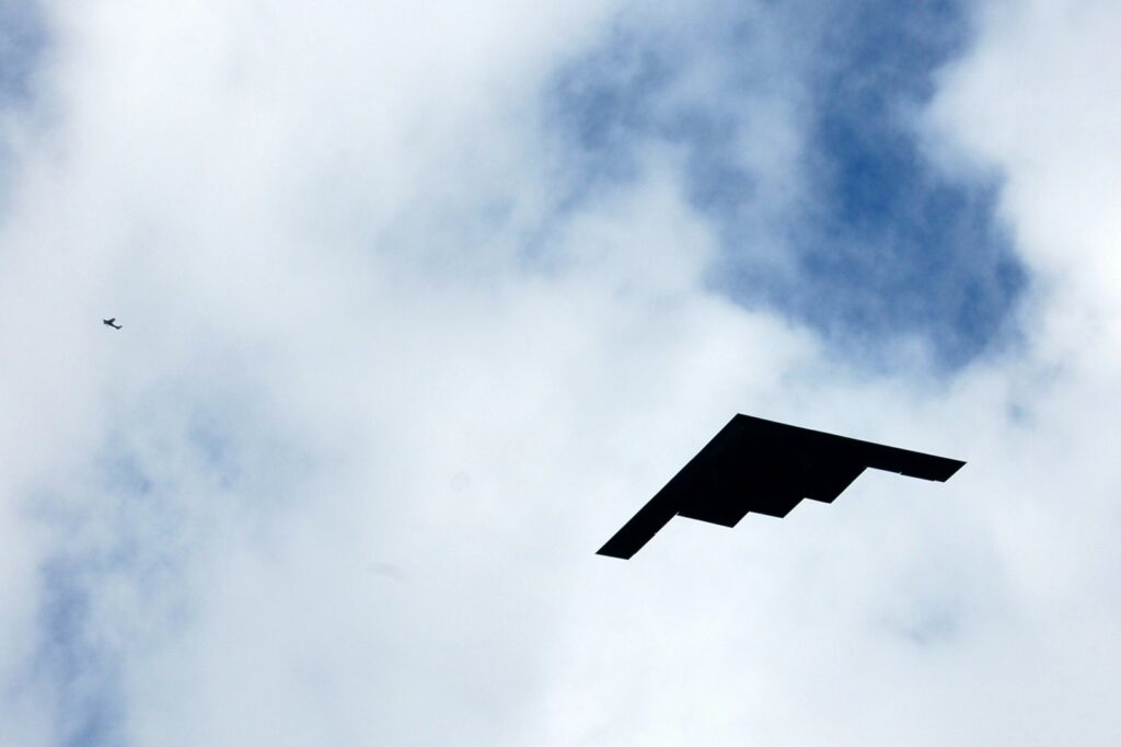 Federal Agents Detail Silent Black Triangle Over Secret Western Site in New UFO Files