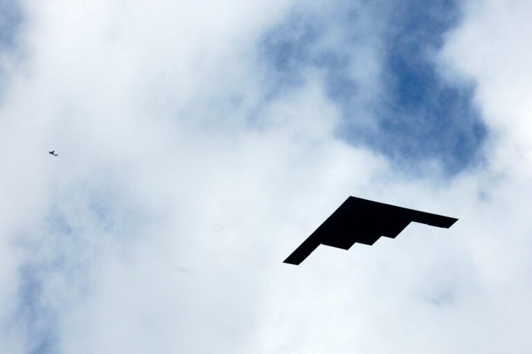 Federal Agents Detail Silent Black Triangle Over Secret Western Site in New UFO Files