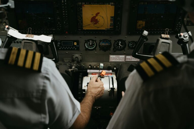 How Pilots and Officials Distinguish Between Mundane Sightings and True UAP Anomalies